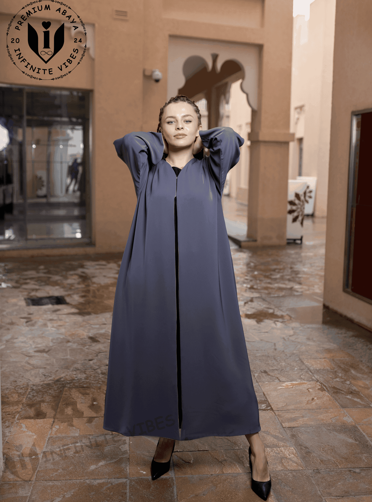 Effortless Travel Style: Reversible Abaya in Pink & Light Calming Grey - INFINITE VIBES