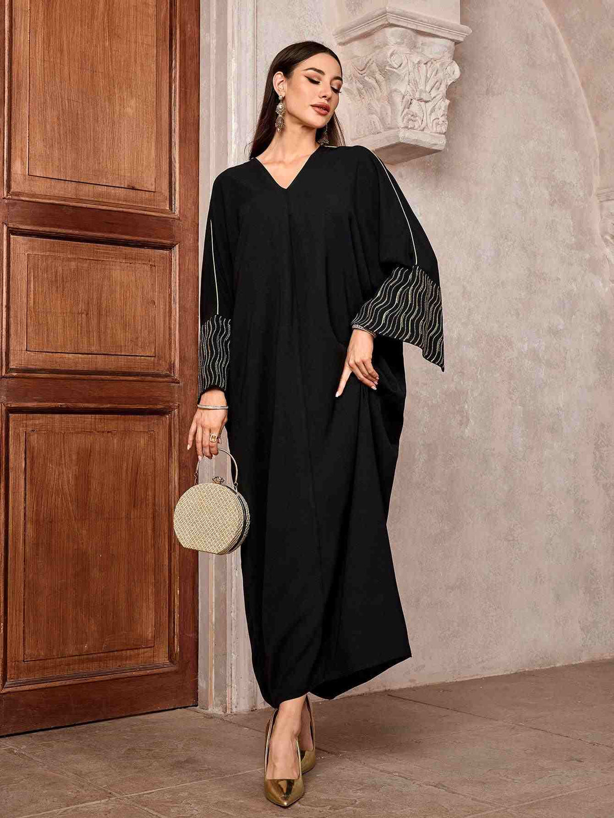 LUXURY_ABAYAS_TOP_ABAYA_ONLINE_BRAND_UAE