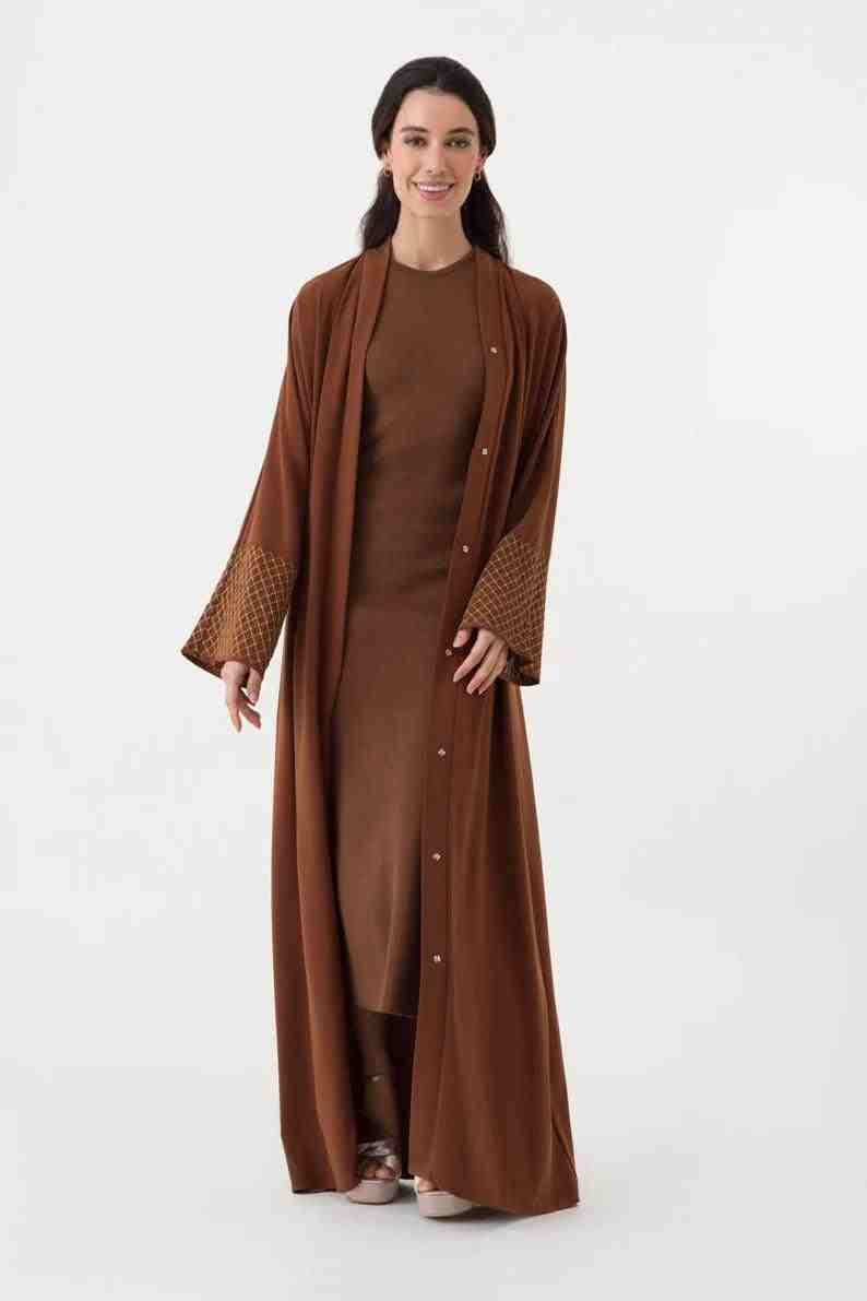 top_abaya_brand_online_infinite_vibes_abayas