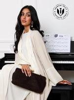 Chic_beige_and_white_abaya_dress_for_formal_events_Ramadan_or_Eid_fashion_look_